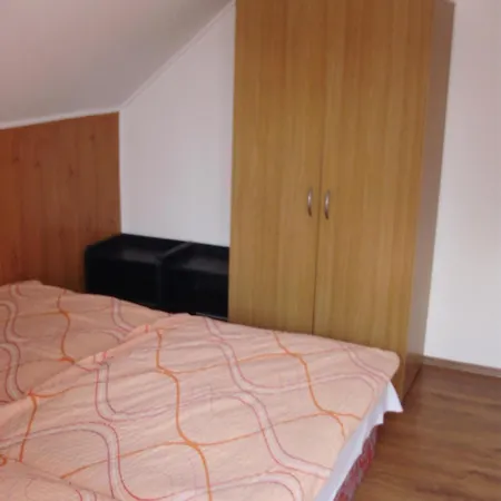 Szatmari Vendeghaz Holiday home Balatonlelle